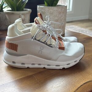 On cloud Running womens - White and Brown